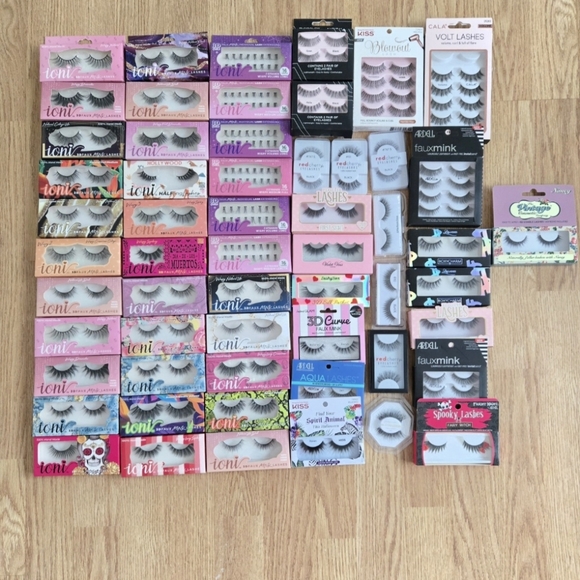 60 Assorted False Eyelashes Collection